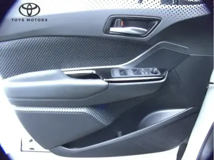 Photo 7 Toyota C-HR 2.0 Hybride 184 GR Sport