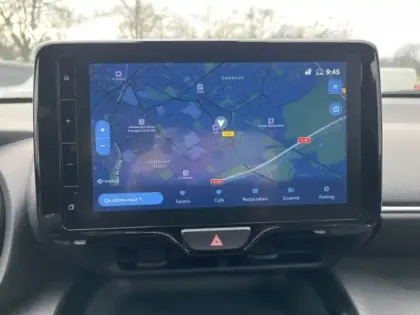 Photo 13 Toyota Yaris Hybride 116h Design CARGO