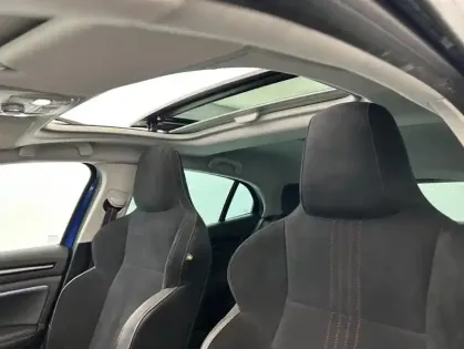 Photo 19 Renault Megane 1.6 E-Tech Plug-in 160ch RS Line + Toit ouvrant