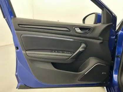 Photo 10 Renault Megane 1.6 E-Tech Plug-in 160ch RS Line + Toit ouvrant