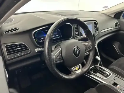 Photo 12 Renault Megane 1.6 E-Tech Plug-in 160ch RS Line + Toit ouvrant