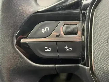 Photo 12 Peugeot 208  1.2 PureTech 75ch S&S Active