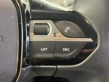 Photo 13 Peugeot 208  1.2 PureTech 75ch S&S Active