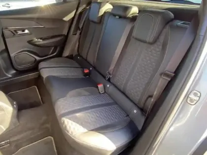 Photo 6 Peugeot 2008  1.2 PureTech 130ch S&S Roadtrip EAT8