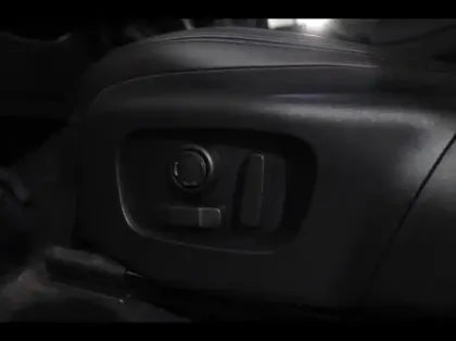 Photo 18 Land rover Discovery Sport  P270e PHEV 269ch S Adventure Edition 2025