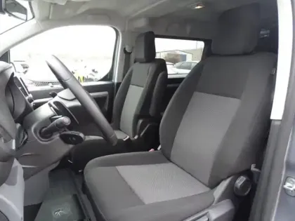 Photo 12 Peugeot Expert  Fg M 2.0 BlueHDi 180ch S&S Pack Asphalt EAT8