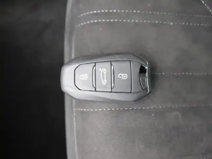 Photo 14 Peugeot 308  SW 1.5 BlueHDi 130ch S&S GT EAT8