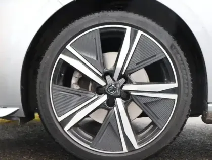 Photo 10 Peugeot 308  SW 1.5 BlueHDi 130ch S&S GT EAT8