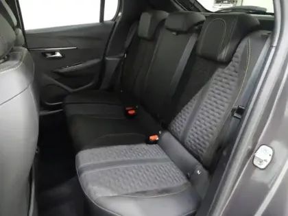 Photo 8 Peugeot 208  1.2 PureTech 100ch S&S Roadtrip EAT8