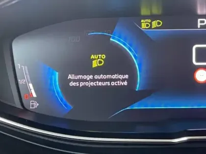 Photo 12 Peugeot 3008  1.2 PureTech 130ch S&S Allure Pack