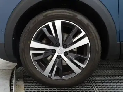 Photo 9 Peugeot 3008  1.5 BlueHDi 130ch S&S Allure Pack