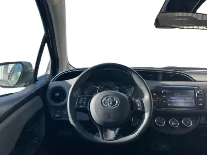 Photo 10 Toyota Yaris  70 VVT-i France Business 5p RC19