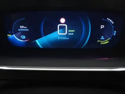 Photo 9 Peugeot 208  e- 136ch GT