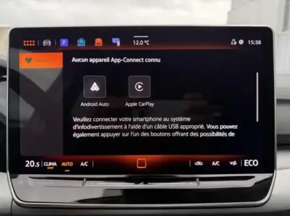 Photo 13 Volkswagen Golf  1.5 eHybrid 204ch VW Edition DSG6