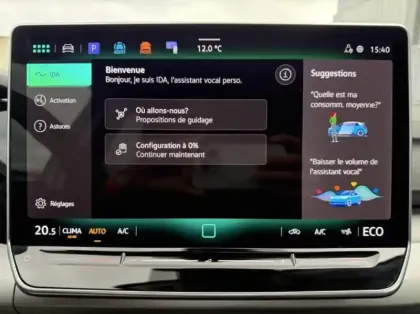 Photo 14 Volkswagen Golf  1.5 eHybrid 204ch VW Edition DSG6