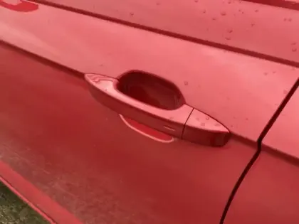 Photo 6 Volkswagen Taigo  1.0 TSI 116ch R-Line Edition DSG7