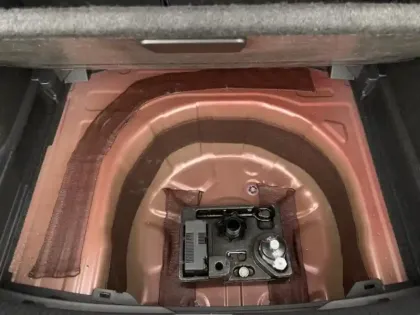 Photo 11 Volkswagen Taigo  1.0 TSI 116ch R-Line Edition DSG7