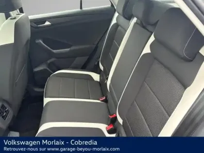 Photo 10 Volkswagen T-roc  1.5 TSI EVO 150ch Carat DSG7 S&S