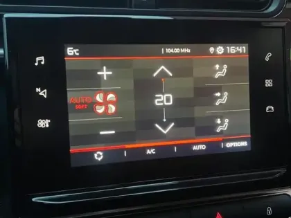 Photo 14 Citroën C3  PureTech 82ch Graphic S&S E6.d-TEMP