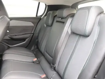 Photo 10 Peugeot 308  SW 1.2 PureTech 130ch S&S Allure Pack