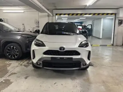 Photo 10 Toyota Yaris  130h Collection 5p MY25