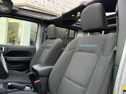 Photo 14 Jeep Wrangler  Unlimited 2.0 T 380ch 4xe Rubicon Rock-Trac