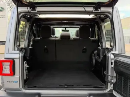 Photo 12 Jeep Wrangler  Unlimited 2.0 T 380ch 4xe Rubicon Rock-Trac