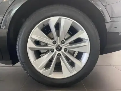 Photo 10 Audi Q6  Sportback e-tron e-tron 251ch S line