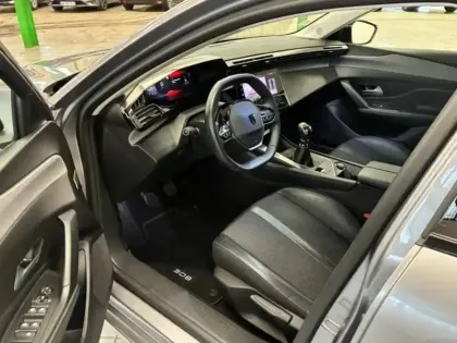 Photo 9 Peugeot 308 Gén. III Ph1 Allure 5