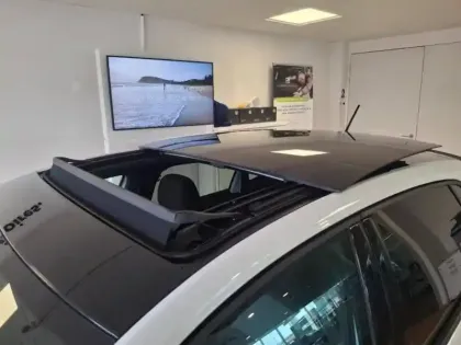 Photo 9 Volkswagen Polo  1.0 TSI 116ch R-Line Edition DSG7