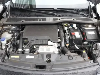 Photo 11 Peugeot 2008  1.2 PureTech 130ch S&S Style EAT8