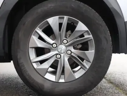 Photo 10 Peugeot 2008  1.2 PureTech 130ch S&S Style EAT8