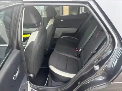 Photo 9 Kia Stonic  1.0 T-GDi 120ch ISG Design Euro6d-T