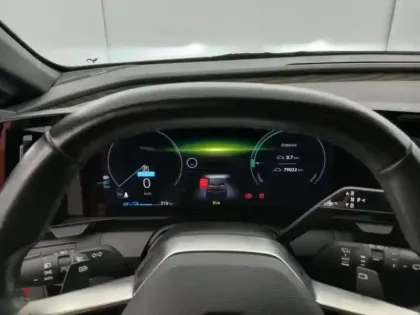 Photo 12 Renault Megane  E-Tech Electric EV60 220ch Iconic super charge