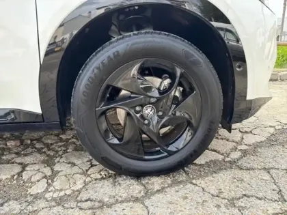 Photo 12 Alfa Romeo Junior  1.2 Ibrida 136ch DCT6