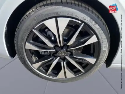 Photo 9 Peugeot 308  1.2 Hybrid 145ch Allure e-DCS6