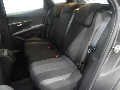 Photo 11 Peugeot 3008  1.5 BlueHDi 130ch S&S Active Business EAT8