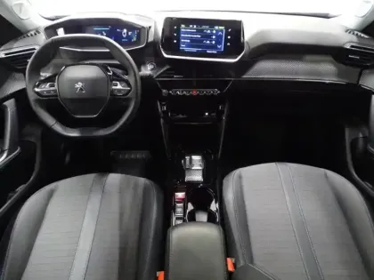 Photo 5 Peugeot 2008  e- 136ch Allure Pack