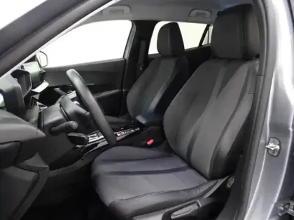 Photo 6 Peugeot 2008  e- 136ch Allure Pack