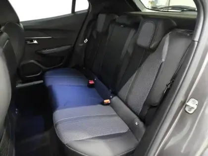 Photo 11 Peugeot 2008  1.2 PureTech 130ch S&S GT EAT8