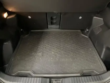 Photo 11 Toyota Yaris  Cross 116h Design MY22