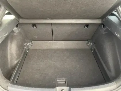 Photo 11 Volkswagen Taigo Gén. I Ph1 Evo R-Line Edition 5