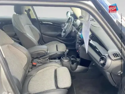 Photo 18 Mini Mini  5 Portes Cooper 136ch Edition Premium Plus BVA7