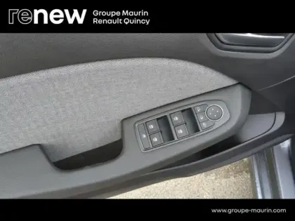 Photo 14 Renault Clio  1.6 E-Tech 145ch full hybrid Techno - 25