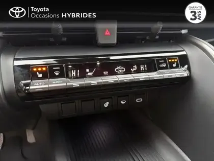 Photo 12 Toyota C-HR  1.8 Hybride 140ch Design NG23