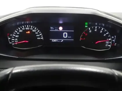 Photo 13 Peugeot 208  Business R 1.2 PureTech 100 S&S Active