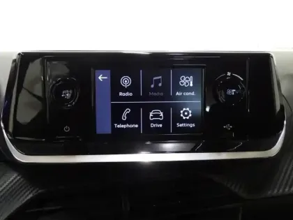 Photo 14 Peugeot 208  1.2 PureTech 75ch S&S Like