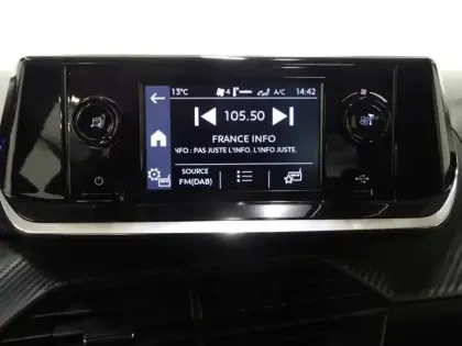 Photo 11 Peugeot 208  1.2 PureTech 75ch S&S Like