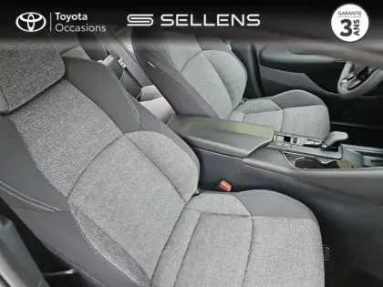 Photo 5 Toyota C-HR  2.0 Hybride Rechargeable 225ch Graphic MY26