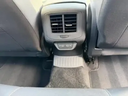 Photo 13 Volkswagen T-roc  1.5 TSI EVO 150ch Style